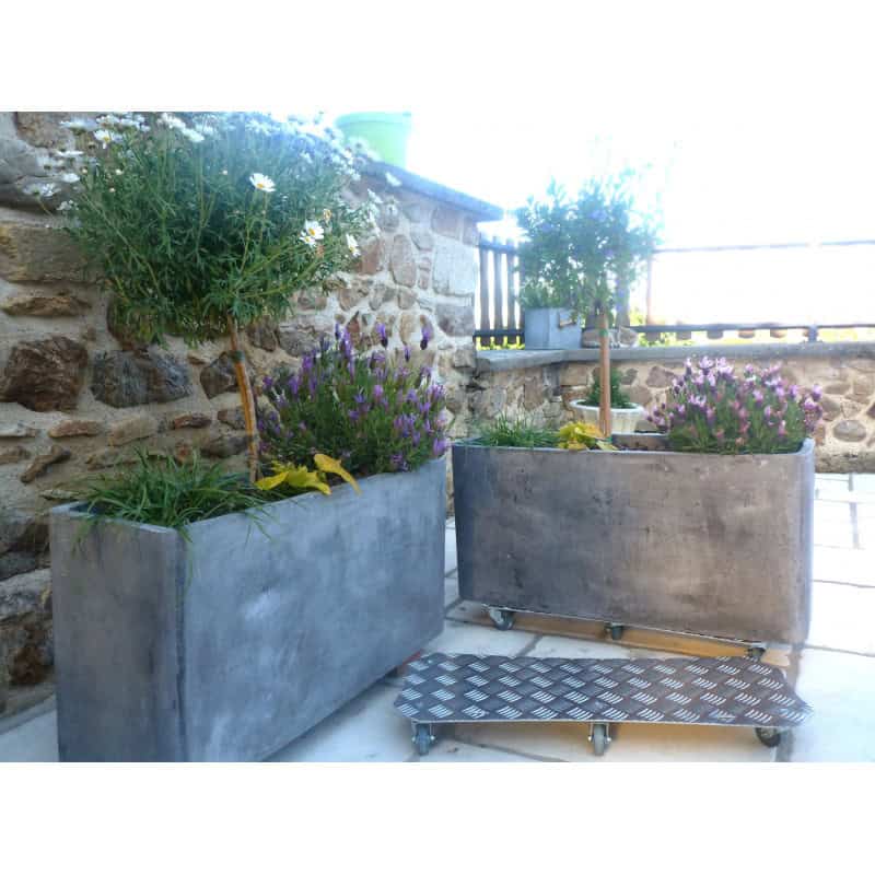 Support De Plantes A Roulettes En Aluminium Chez Jardin Et Saisons