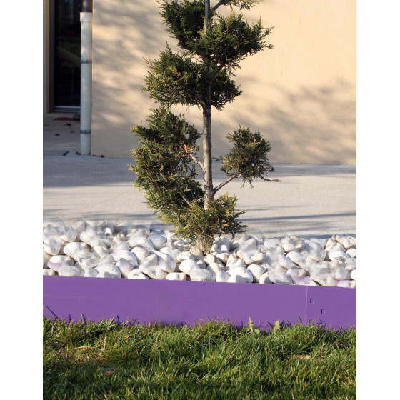 Votre Bordure de jardin en acier couleur lilas, d\'une hauteur de 14 cm Votre Bordure de jardin en acier couleur lilas, d\'une hauteur de 14 cm