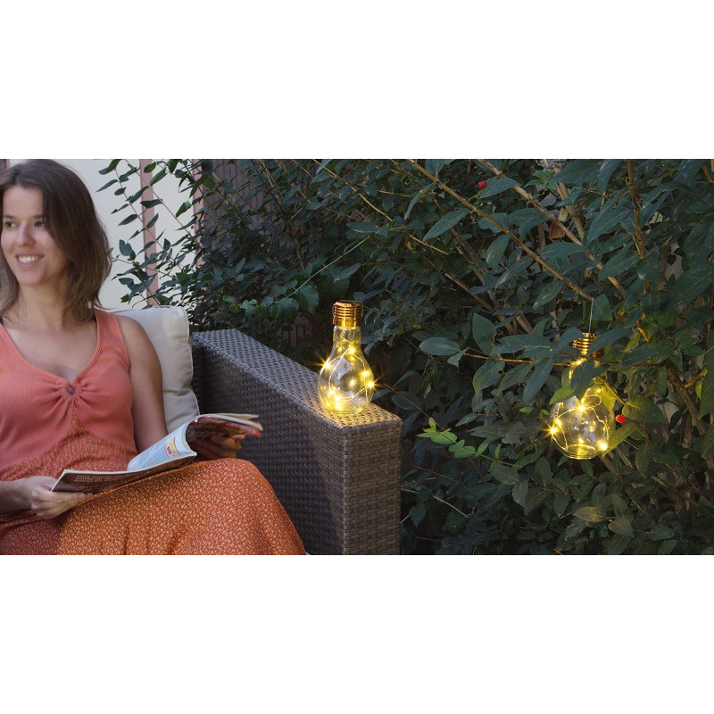 Ampoule solaire de jardin à LED très décorative chez Jardin et Saisons